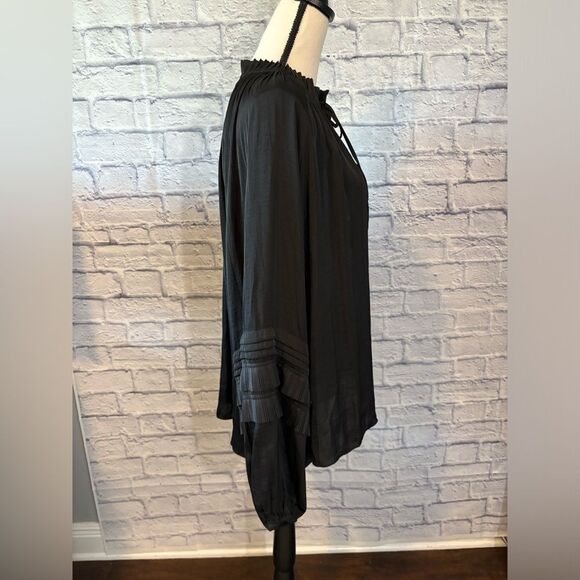 Gibson Latimer Black Tie-Neck Blouse - Picture 3 of 5